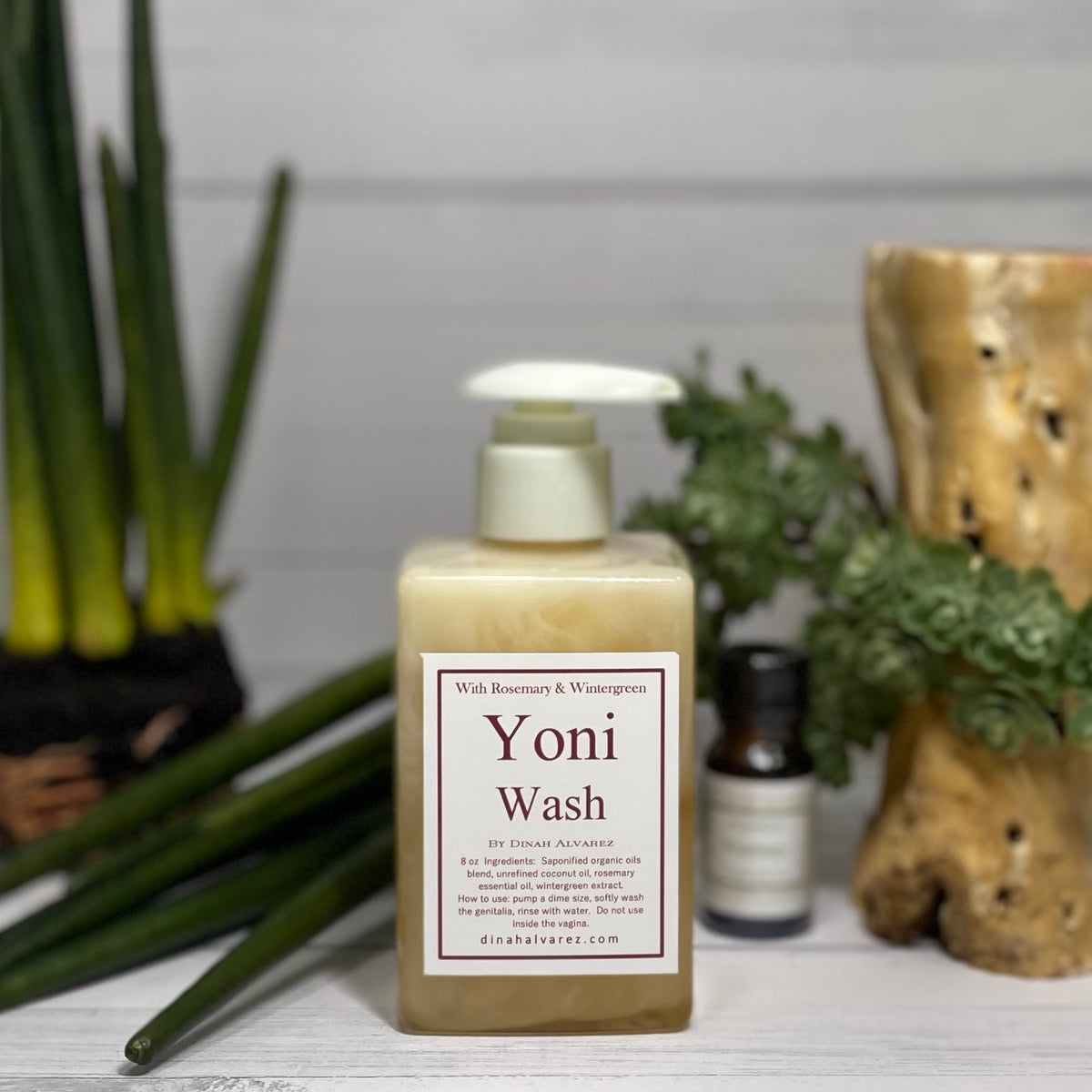Yoni Wash with Rosemary & Wintergreen Oils