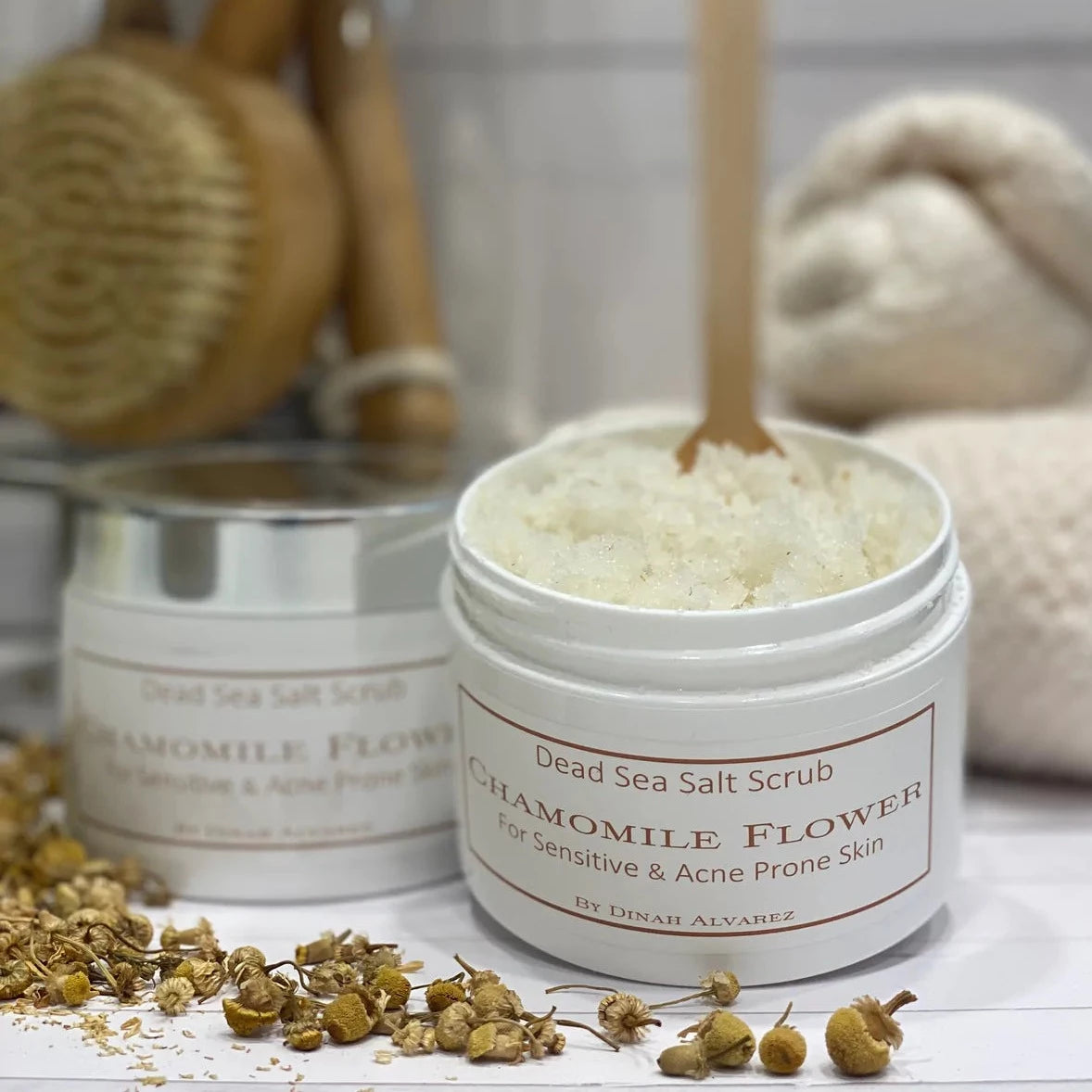 Dead Sea Salt Scrub with Chamomile Flower